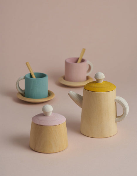 ウタウタ　drt tinyklash&jorker セット Raduga Grez Tea Set Mustard and Pink Wood Toy – mini kardi